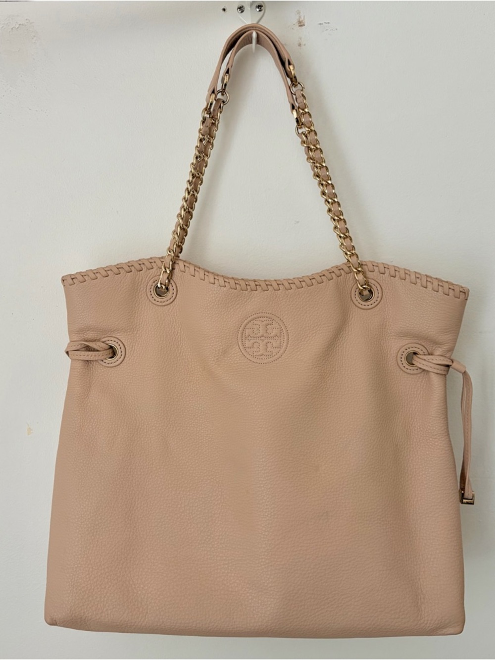 Tory Burch Pebbled Leather Tote in Blush Nude with Gold Chain Straps